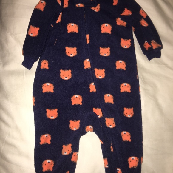 Newborn onesies - Picture 3 of 7